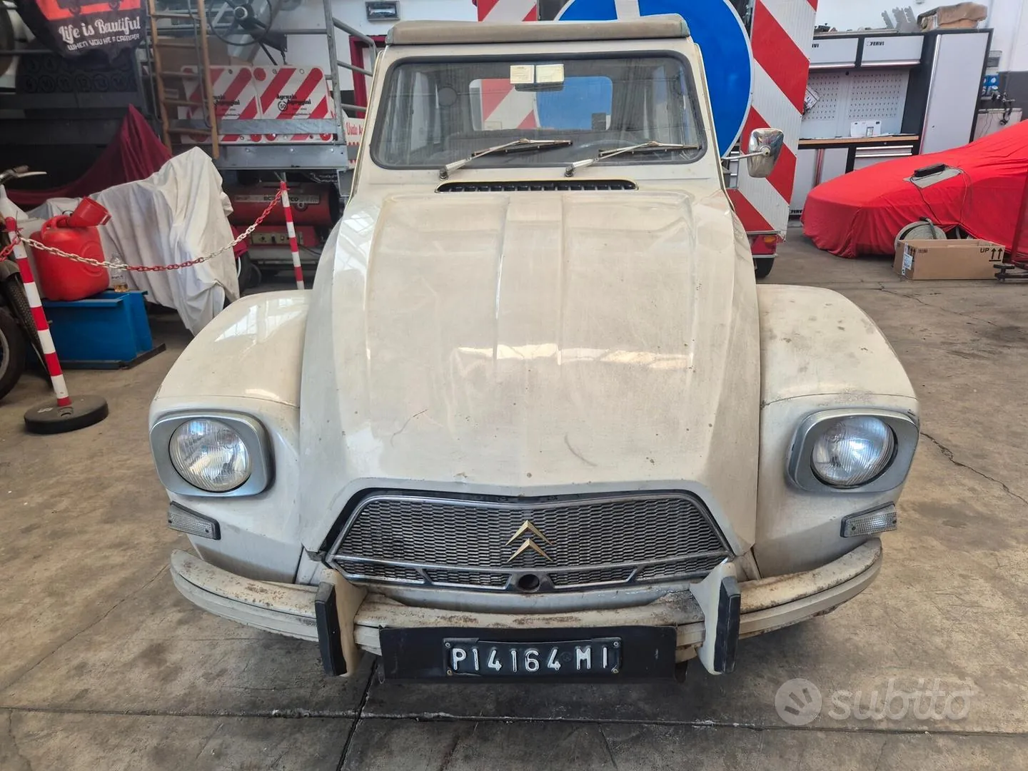 Citroen Dyane 1970 photo 2