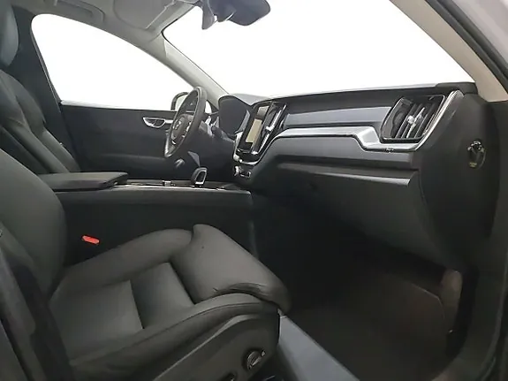 Volvo Xc60 2025 photo 4