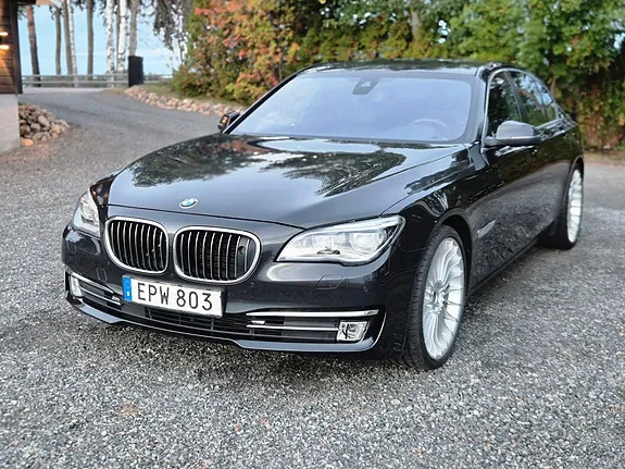 BMW 740D 2013 photo 4