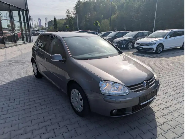 Volkswagen Golf 5 2008 photo 3