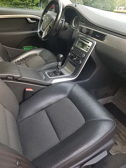 Volvo V70 2011 photo 3