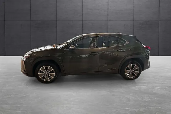 Lexus Ux300E 2021 photo 2