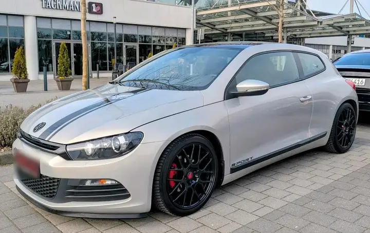 Volkswagen Scirocco 3
