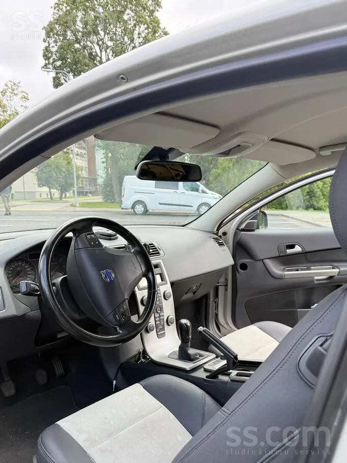 Volvo C30 2010 photo 4