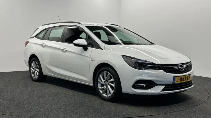 Opel Astra Sports Tourer 2020 photo 3