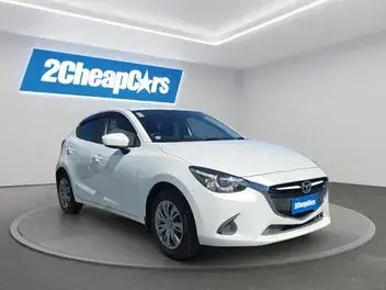 Mazda Demio 2015 photo 4