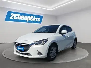 Mazda Demio 2015 photo 2