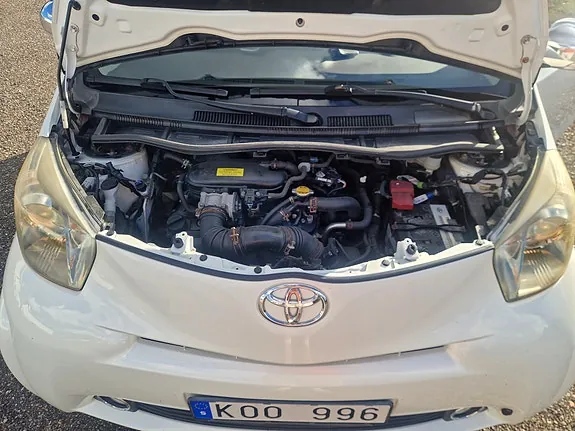 Toyota Iq 2009 photo 4