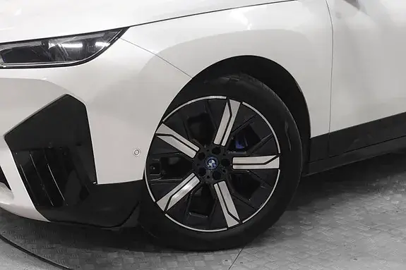 BMW Ix 2022 photo 5