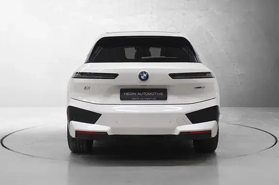 BMW Ix 2022 photo 3