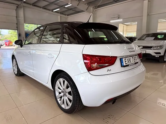 Audi A1 2014 photo 5