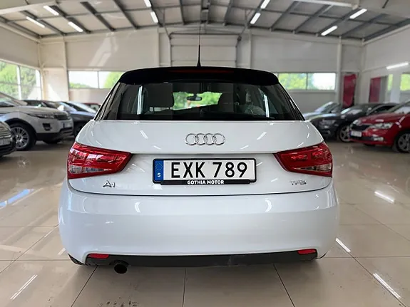 Audi A1 2014 photo 4