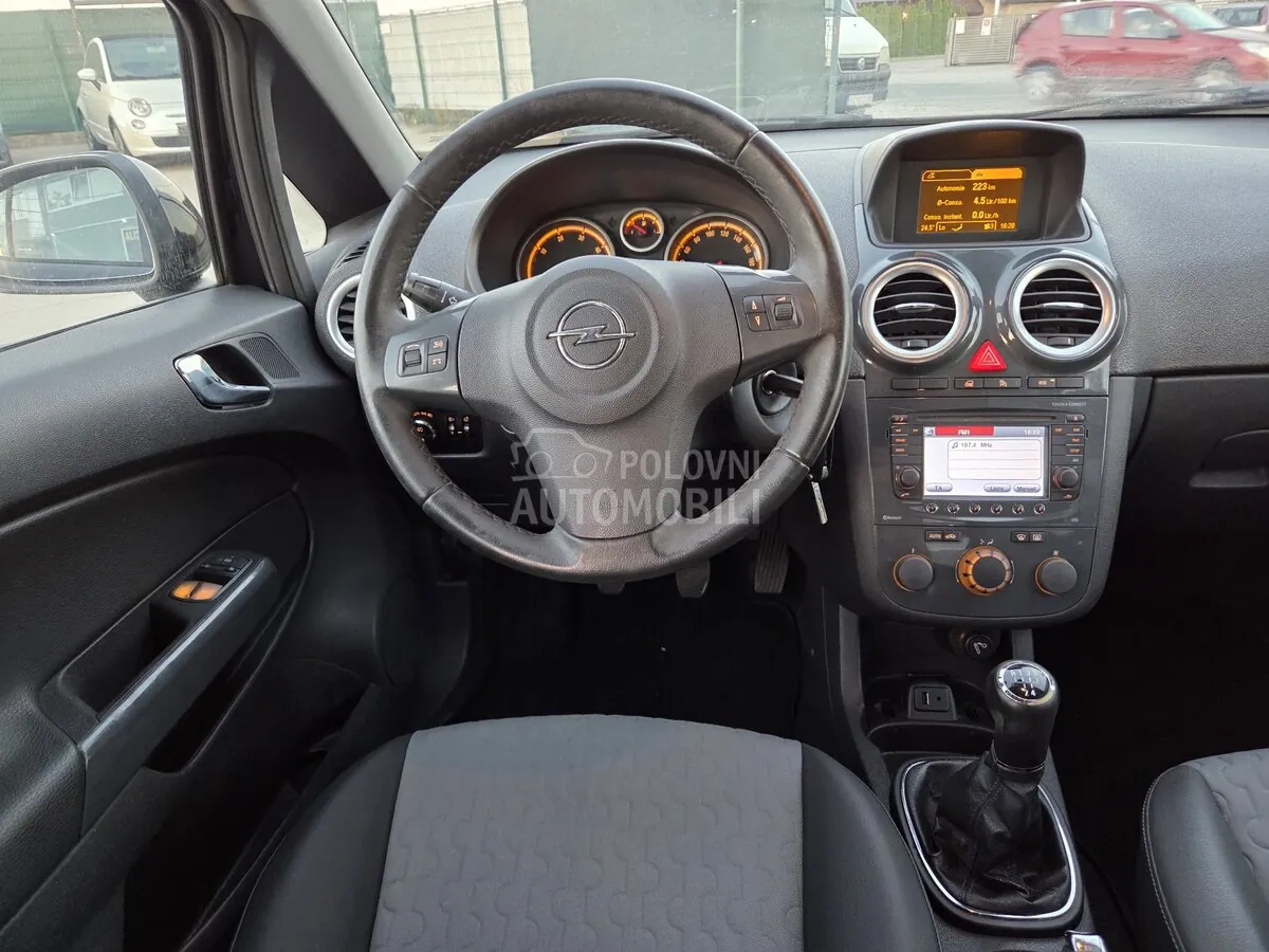 Opel Corsa D 2011 photo 2