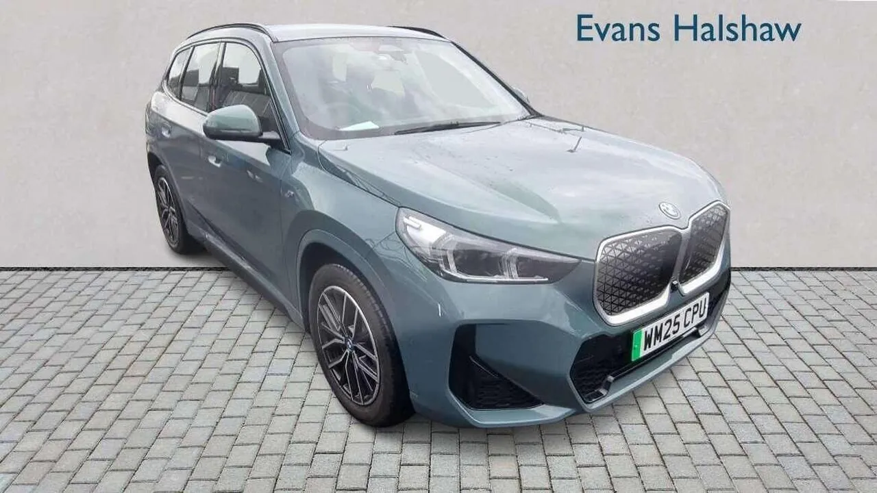 BMW Ix1
