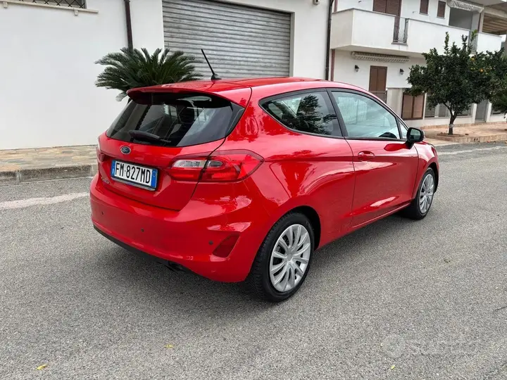 Ford Fiesta 2018 photo 3