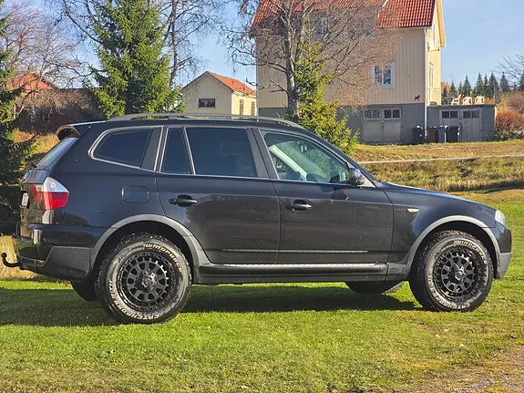 BMW X3 2009 photo 2