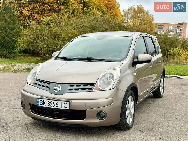 Nissan Note 2008 photo 2