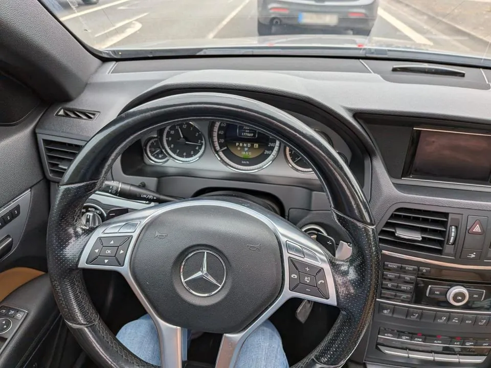 Mercedes-Benz E 200 Cabriolet