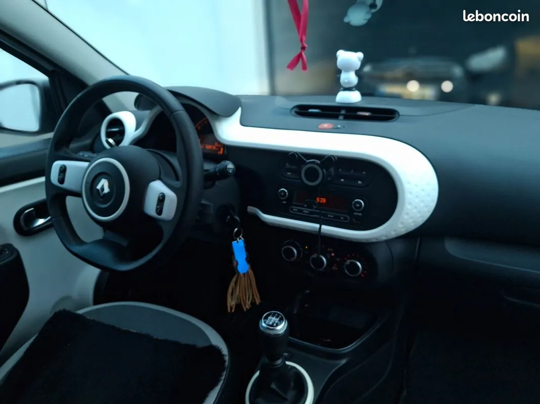 Renault Twingo 2020 photo 3