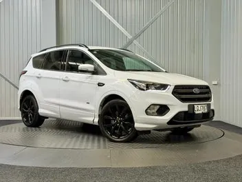 Ford Escape 2018 photo 2