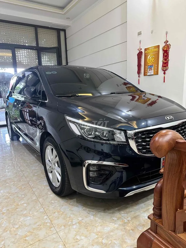 Kia Sedona 2020 photo 2