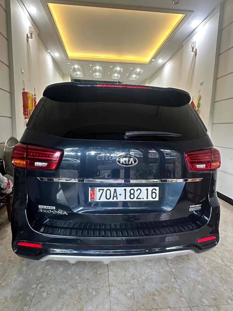 Kia Sedona 2020 photo 3