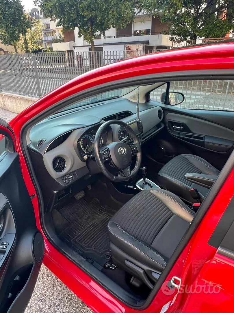 Toyota Yaris 2016 photo 5