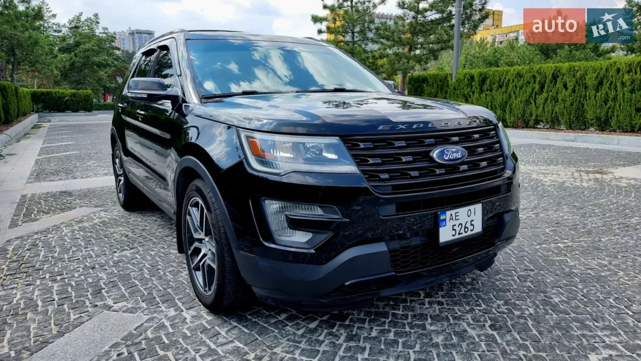 Ford Explorer 2015 photo 3