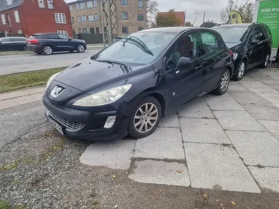 Peugeot 308 2011 photo 2