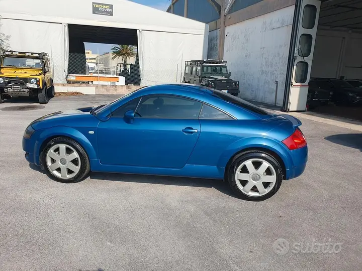 Audi Tt 1999 photo 4