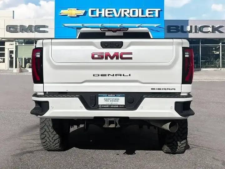 GMC Sierra 2500Hd 2025 photo 5