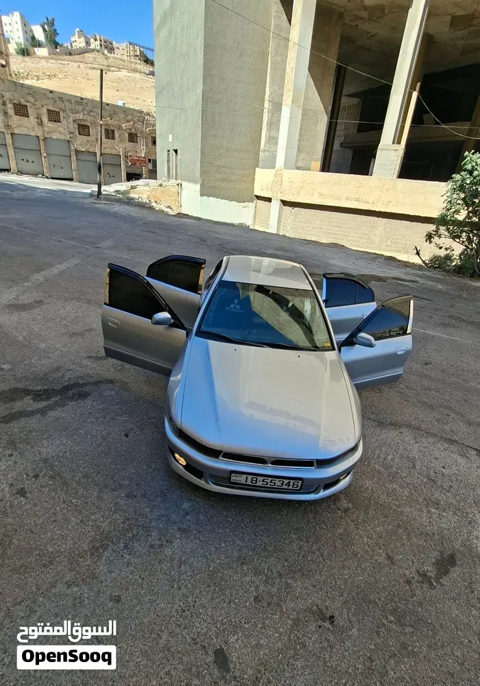 Mitsubishi Galant 2005 photo 3