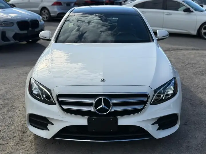 Mercedes-Benz E-Class 2017 photo 2