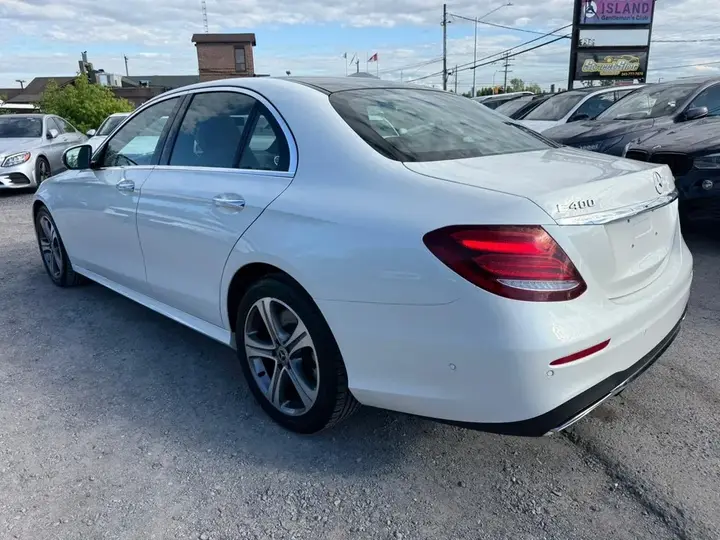 Mercedes-Benz E-Class 2017 photo 4