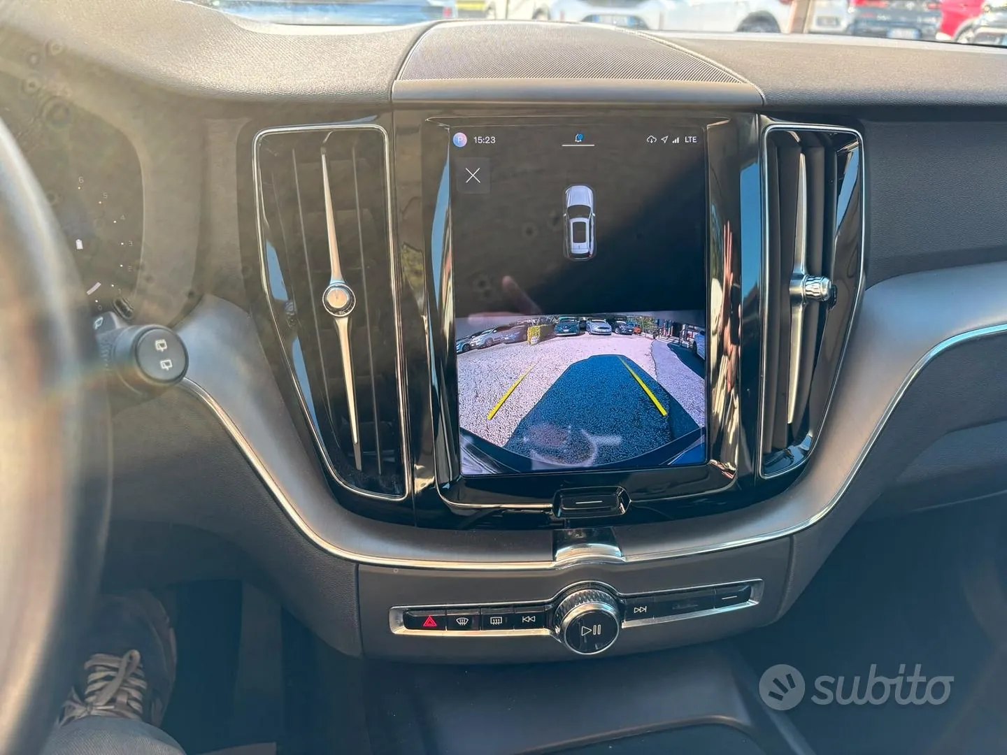 Volvo Xc60 2022 photo 2