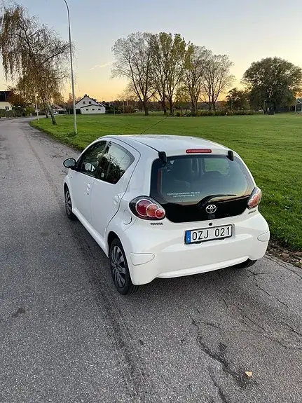 Toyota Aygo 2013 photo 5