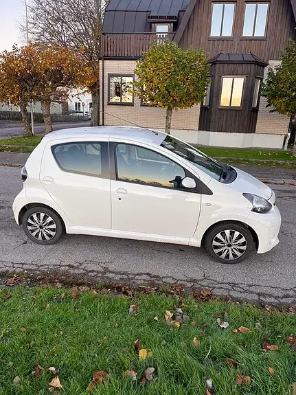 Toyota Aygo 2013 photo 4