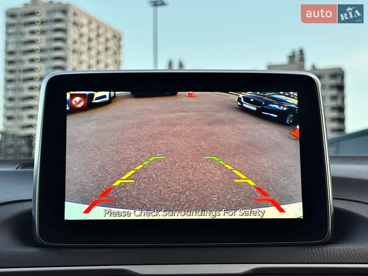 Mazda 3 2016 photo 2