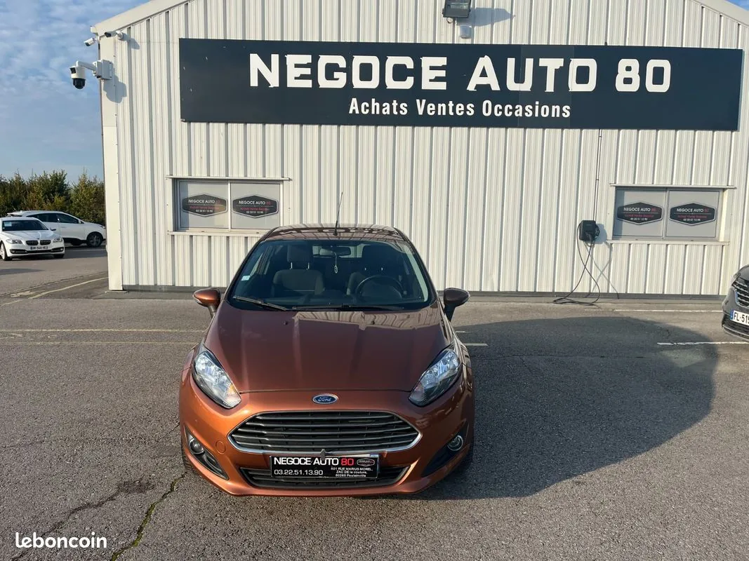 Ford Fiesta 2016 photo 2