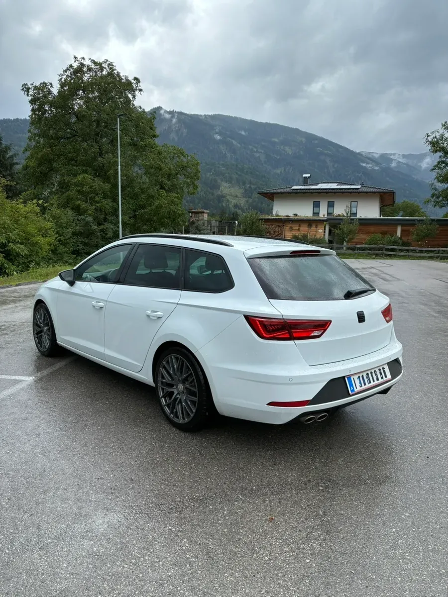 Seat Leon 2019 photo 3