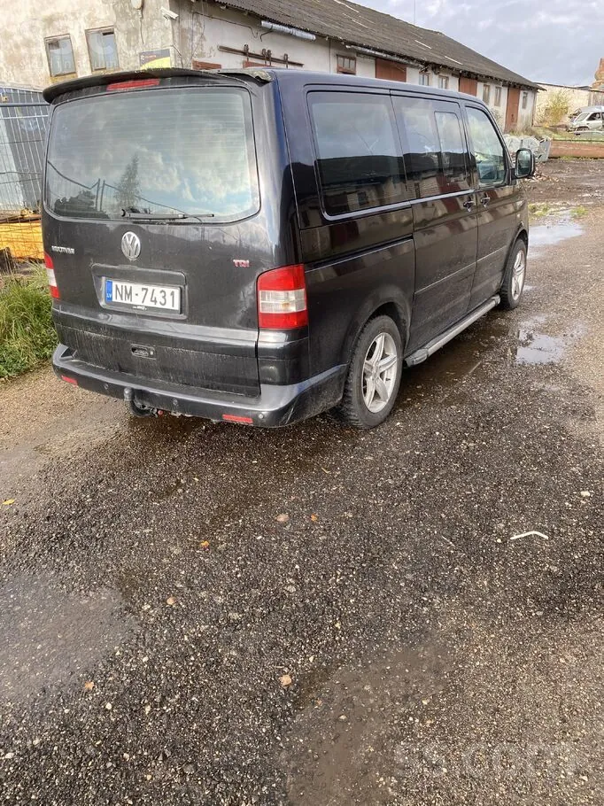 Volkswagen Multivan 2005 photo 2