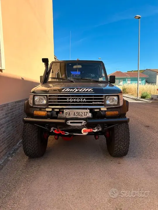 Toyota Land Cruiser