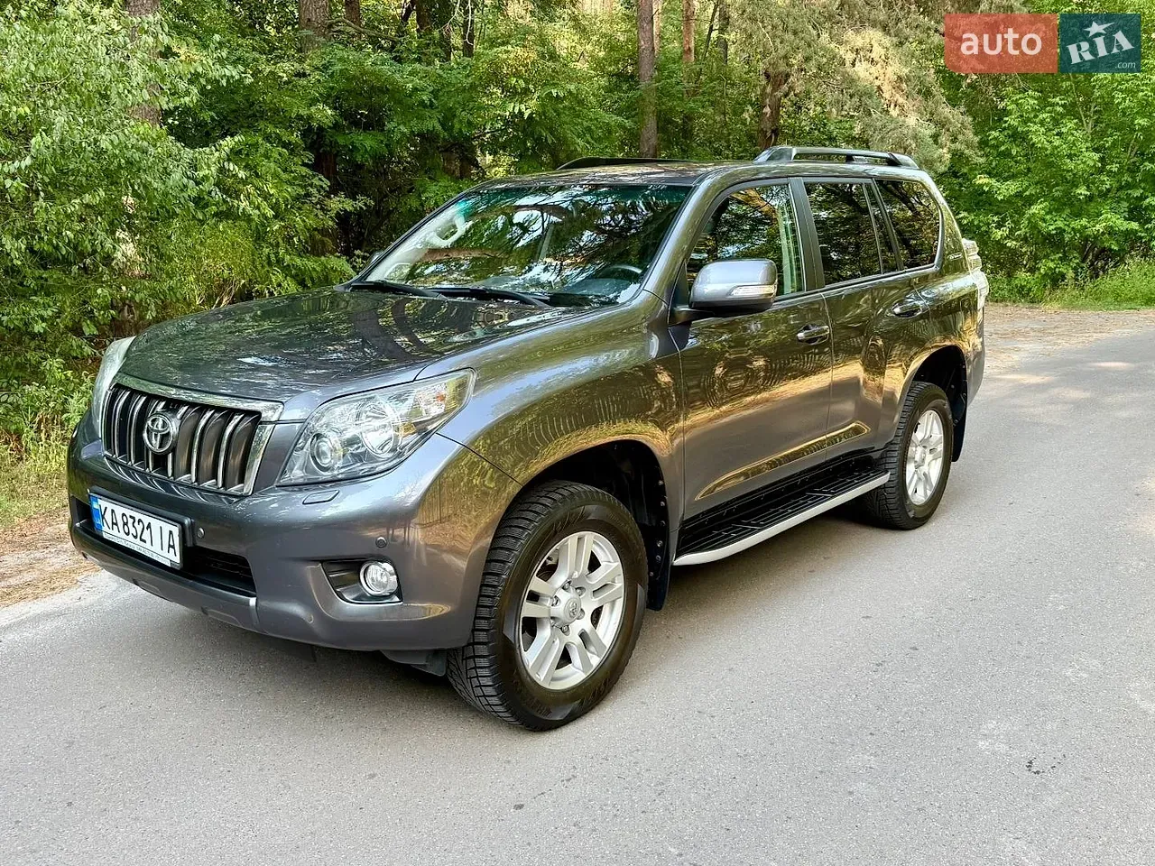 Toyota Land Cruiser Prado 2012 photo 3