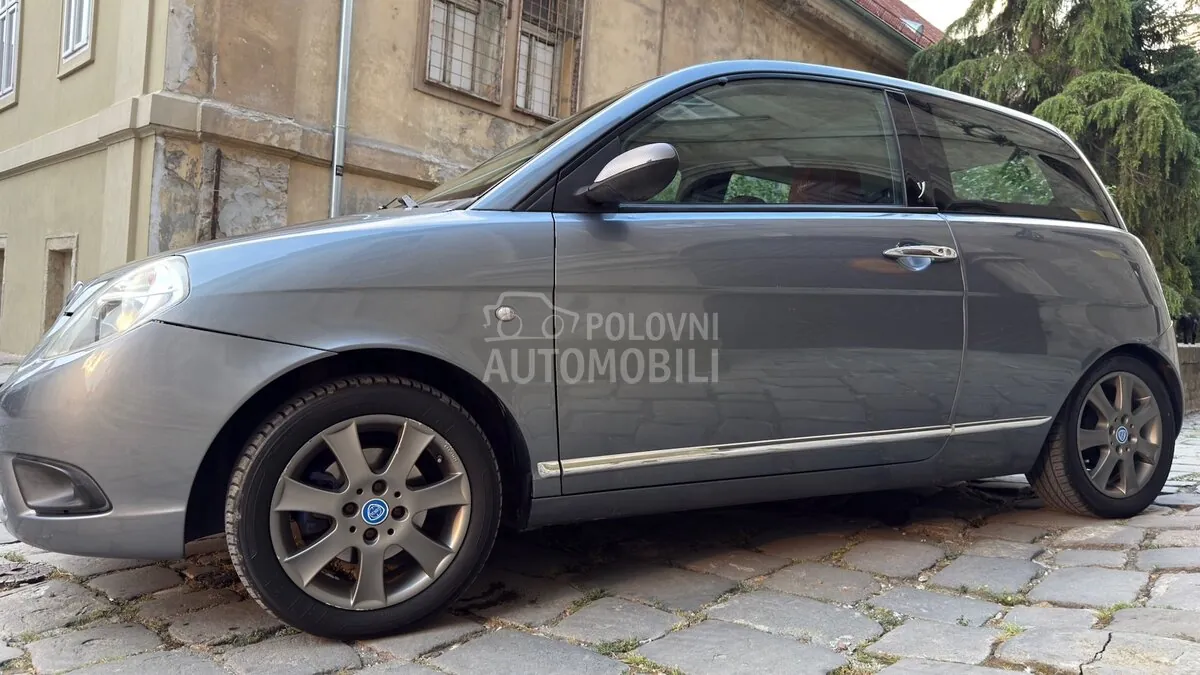 Lancia Ypsilon 2008 photo 3