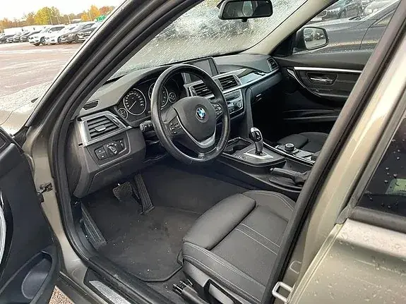BMW 318D 2017 photo 5