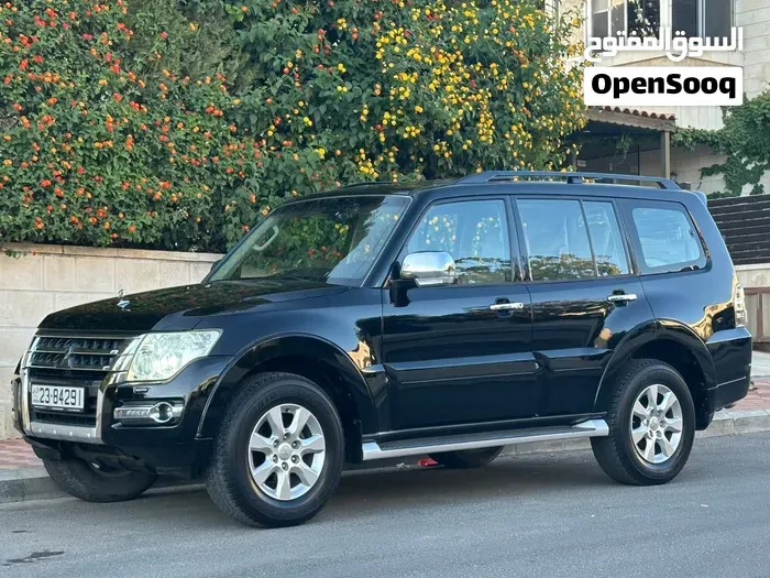 Mitsubishi Pajero 2015 photo 3