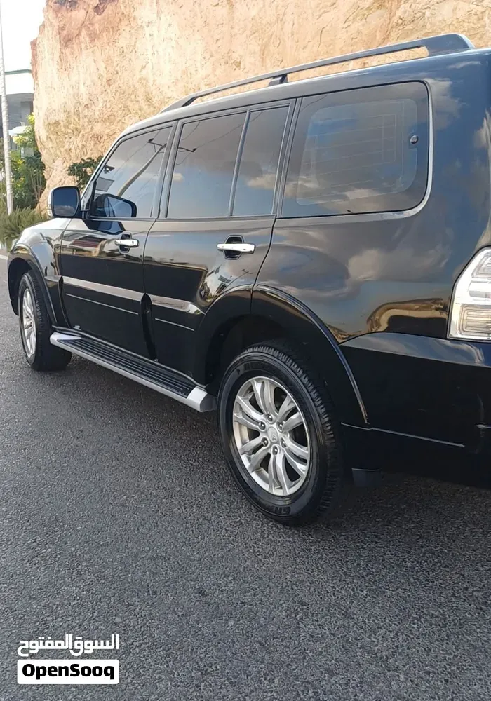 Mitsubishi Pajero 2015 photo 5
