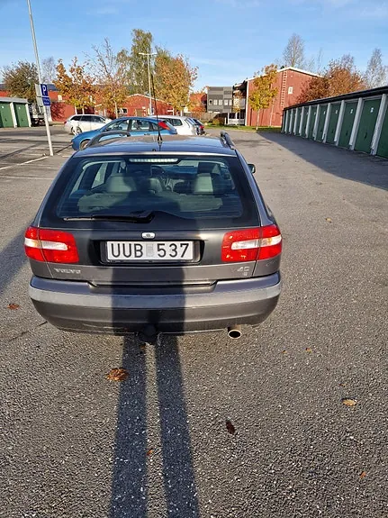 Volvo V40 2004 photo 4