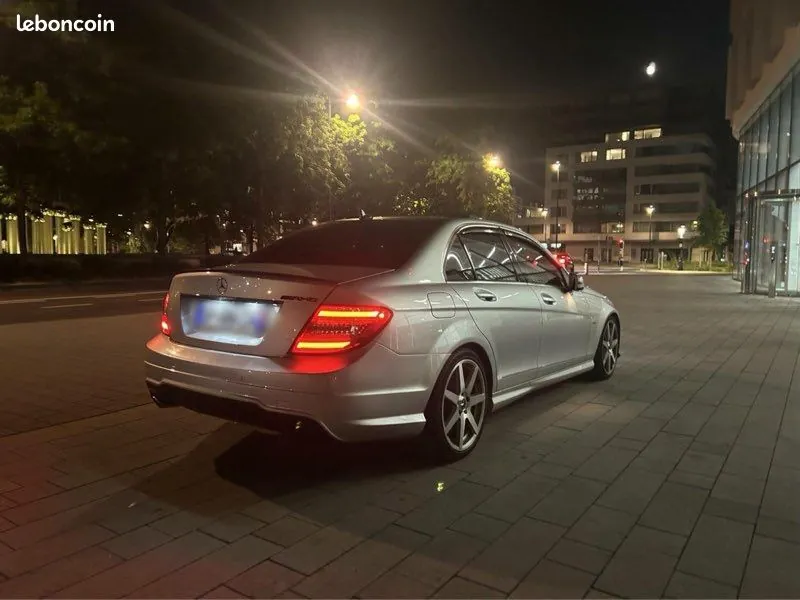 Mercedes-Benz C-Class