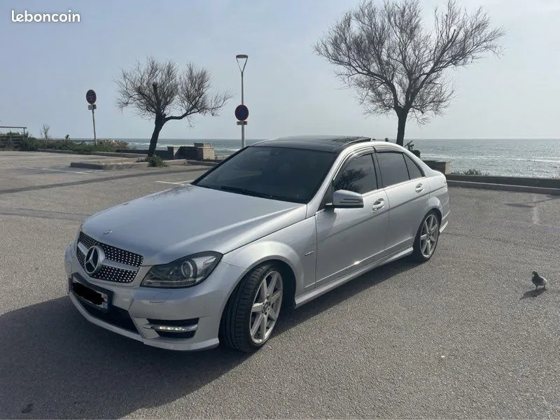 Mercedes-Benz C-Class 2012 photo 2